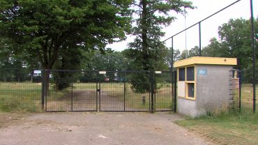 Bij de politie kwam in de nacht van dinsdag op woensdag een medlding van een inbraak bij een sportcomplex binnen. Het ging om het sportcomplex van voetbal vereniging NOAD aan de Melis Stokestraat.