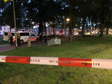 Bij een steekpartij op het Korvelplein donderdagavond is één persoon gewond geraakt.