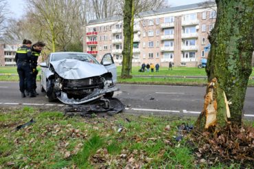 Gebotste auto Ringbaan Zuid